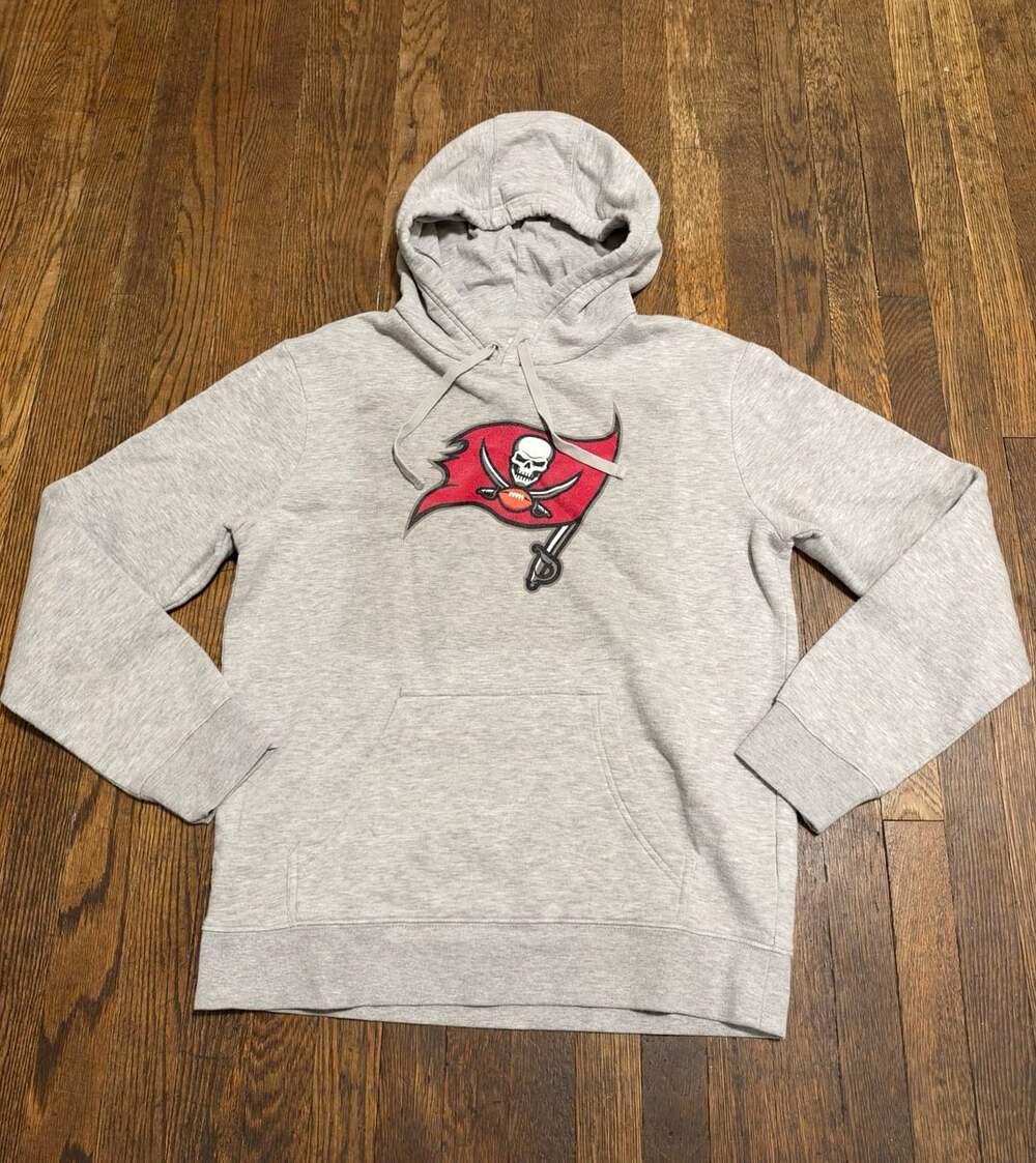 Fanatics Tampa Bay Buccaneers Hoodie Size M Gray NFL Logo Pullover